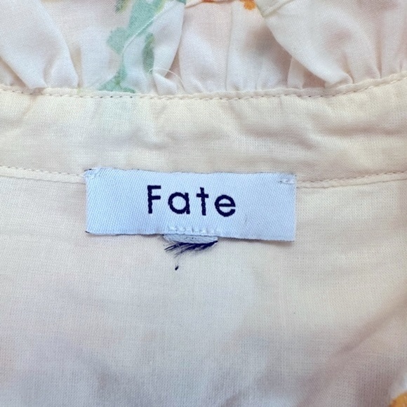Fate Women's Whimsical Floral Print Ruffled Blouse Size Small Yellow Peach Cream - Picture 8 of 9